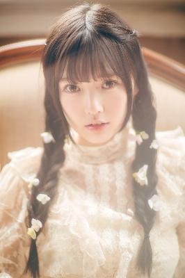 成色18K1.8811.7V18K1.8811.7V